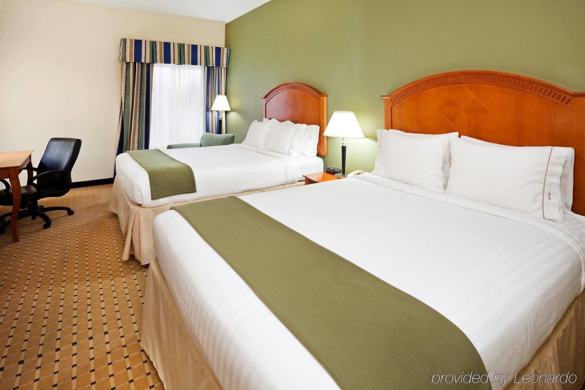 Holiday Inn Express Charlotte West - Gastonia By Ihg Номер фото